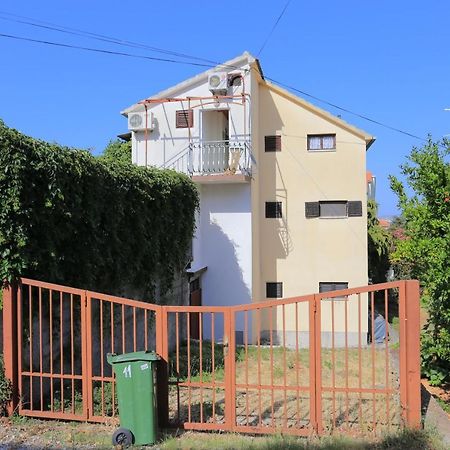 Apartments By The Sea Okrug Gornji, Ciovo - 1069 Trogir Exterior foto