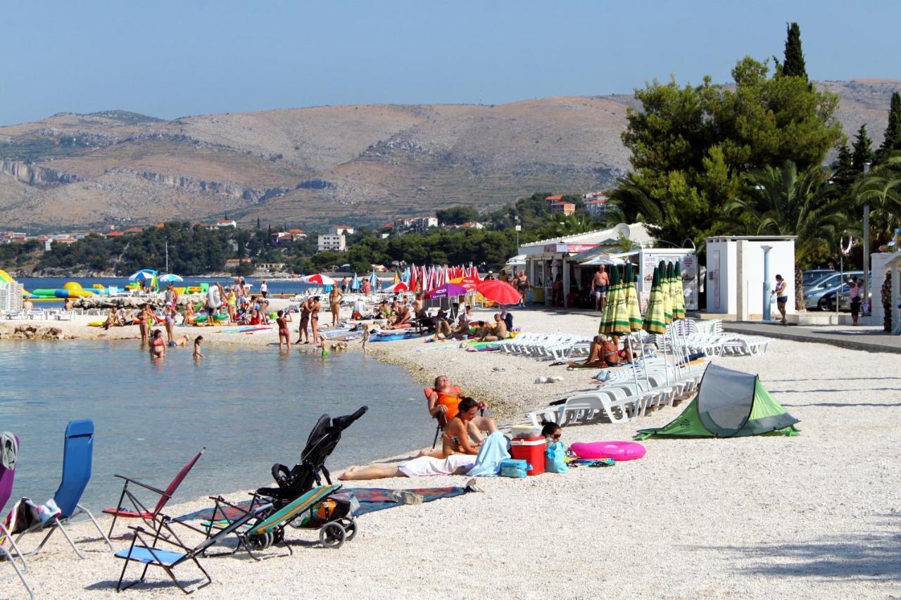 Apartments By The Sea Okrug Gornji, Ciovo - 1069 Trogir Exterior foto