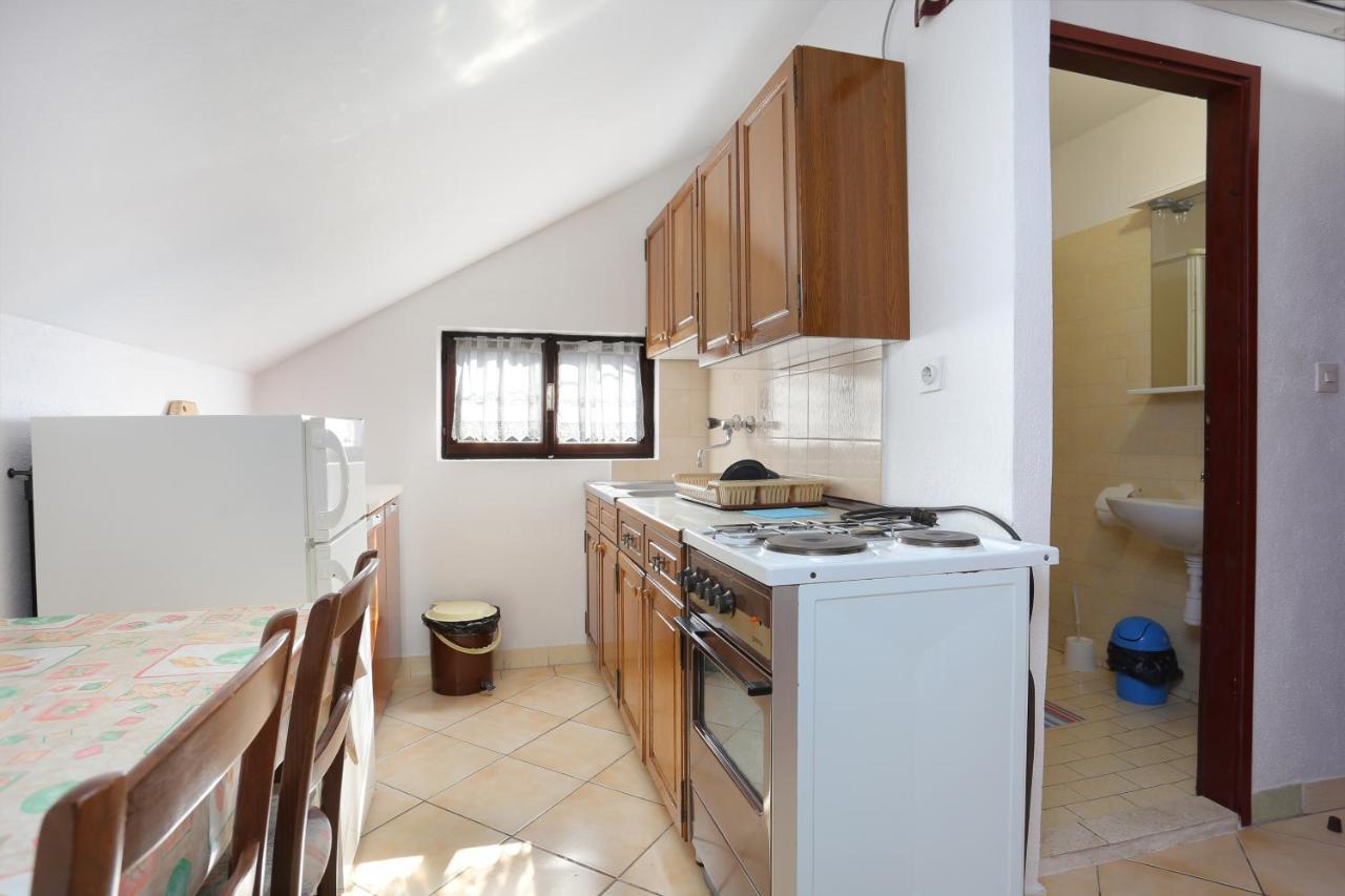 Apartments By The Sea Okrug Gornji, Ciovo - 1069 Trogir Exterior foto